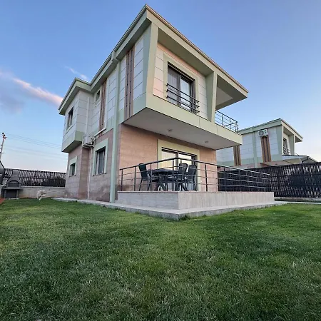 Villa Mert Ayvalik New And Modern
